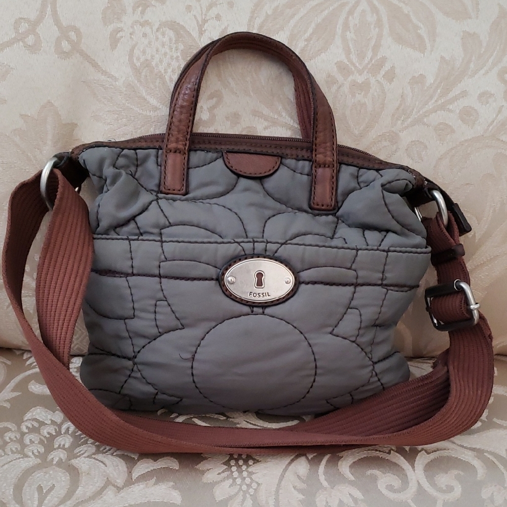 Fossil Shoulder Or Crossbody Bag  Gray Quilted Browb Leather